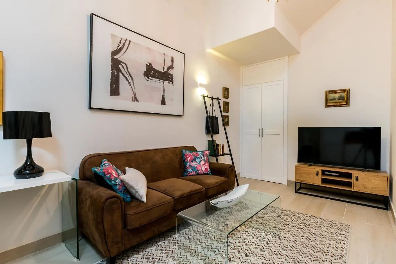 Behouse Cuna Apartman Sevilla