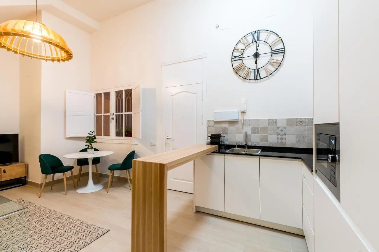 Behouse Cuna Seville 0*,  Spain